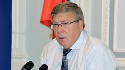 Валерий Рязанский - Курский сенатор призвал не бояться отмены «ковидных» льгот - riafan.ru - Курская обл.