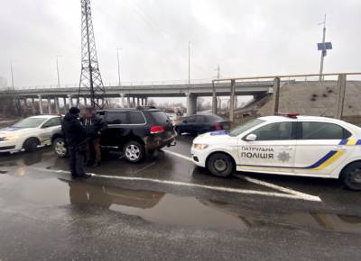 В Северодонецке водитель внедорожника устроил "гонки" с патрульными (видео) - vchaspik.ua - Северодонецк