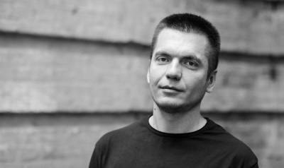 Владимир Зеленский - Власть перестала заигрывать с Россией, – Дейнега - 24tv.ua - Новости
