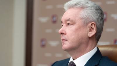 Сергей Собянин - Собянин выделил два возможных пути развития ситуации с COVID-19 в Москве - riafan.ru - Москва