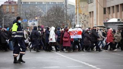 На незаконных акциях в Белоруссии задержали свыше 200 человек - gazeta.ru
