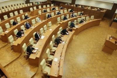 Свердловские депутаты поддержали инициативу по увеличению приютов для собак и штрафам за отсутствие регистрации животных - eburg.mk.ru - респ. Коми - Свердловская обл.