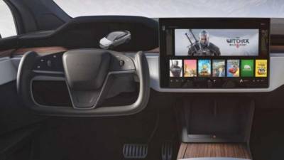 Илон Маск - Электромобили Tesla лишатся селектора режимов движения - usedcars.ru