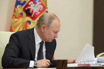 Владимир Путин - Госдума рассмотрит внесенный Путиным на ратификацию договор о военном сотрудничестве с Казахстаном - argumenti.ru - Россия - Казахстан
