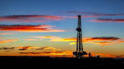 Цена нефти Brent поднялась выше $62 за баррель - delovoe.tv - Лондон