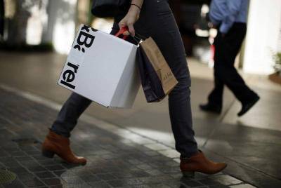 Что встряхнёт рынки: личные расходы и «мартовское безумие» - smartmoney.one - Reuters