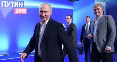 Владимир Путин - Дмитрий Песков - Даже раньше президента: Песков ответил на вопрос о вакцинации дочерей Путина - ru.armeniasputnik.am