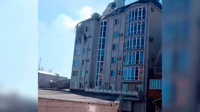 Воронежцы сообщили о пожаре в жилом доме рядом с отелем «Дегас» - vestivrn.ru - Воронеж