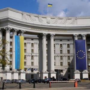 Дмитрий Кулеба - Для путешествий украинцев открыты 104 страны - reporter-ua.com - Черногория - Гаити - Исландия - Габон - Бангладеш - Гайана
