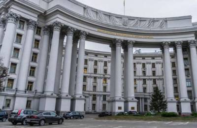 Дмитрий Кулеба - МИД заявил, что украинцев ждут более 100 стран - lenta.ua - Украина - Черногория - Гаити - Исландия - Габон - Бангладеш - Гайана