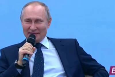 Владимир Путин - Татьяна Голикова - Челябинский врач рассмешил Путина, попросив Голикову в наставники - mk.ru - Челябинская обл. - Челябинск
