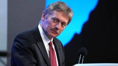 Дмитрий Песков - Навальный - Представитель Кремля отрицательно ответил на вопрос о героизации Навального - politros.com