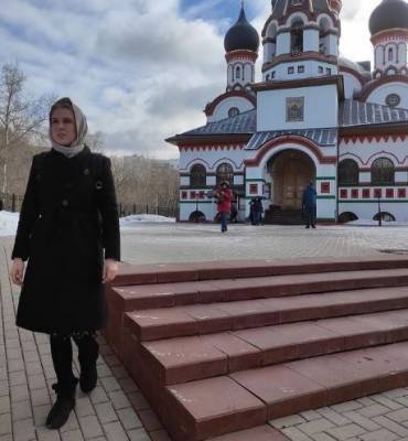 Любовь Соболь - Владимир Воронин - Следователь разрешил Любови Соболь водить дочь в школу и ходить в храм - znak.com