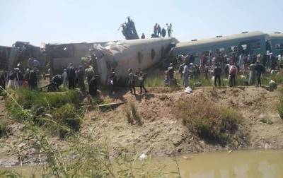 В Египте при крушении поездов погибли 32 человека - korrespondent.net - Египет - Прага