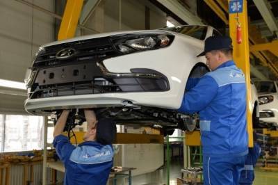 Аскар Мамин - АВТОВАЗ возобновил локальное производство автомобилей LADA в Казахстане - autostat.ru - Казахстан - Костанай