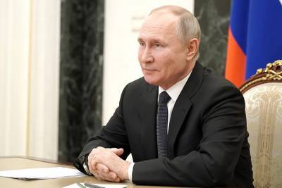 Владимир Путин - Владимир Путин заявил, что туристический кэшбек для школьников нужно сделать постоянным - vm.ru