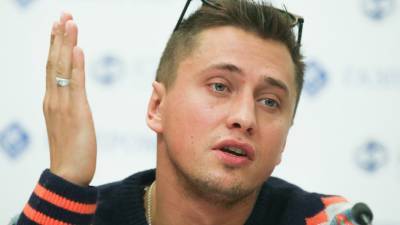 Ольга Бузова - Павел Прилучный - Поклонники не узнали Павла Прилучного с разбитым лицом - mir24.tv