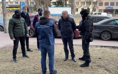 На Киевщине главный налоговик погорел на крупной взятке - from-ua.com - Киевская обл.