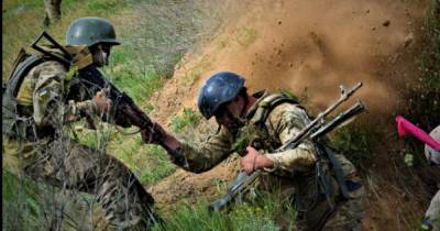 Трагичный день на Донбассе: двое украинских военных получили ранения - dsnews.ua - Донбасс - Донецкая обл.