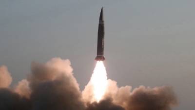 В КНДР прокомментировали испытания новой тактической ракеты - russian.rt.com - Южная Корея - КНДР - Пхеньян - Корея