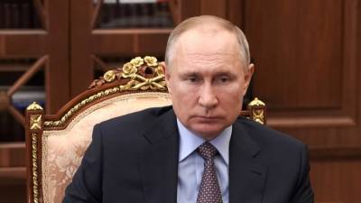 Владимир Путин - Путин пожелал скорейшего выздоровления пострадавшим при катастрофе в Египте - polit.info - Египет