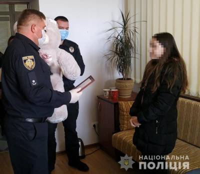 Во Львове 11-летняя девочка помогла задержать грабителя - news.bigmir.net - Львов