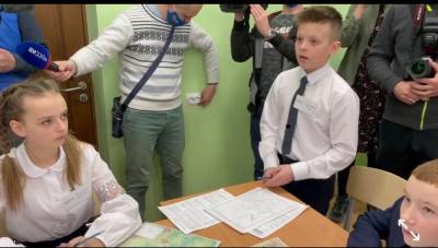Михаил Ведерников - Сергей Кравцов - Цифровая среда, питание школьников – в Пскове обсуждают горячие темы сферы образования – Учительская газета - ug.ru - Псков