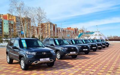 Аскар Мамин - Ив Каракатзанис - Автомобили Lada снова выпускают в Казахстане - zr.ru - Костанай