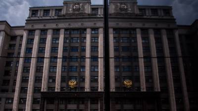 Леонид Калашников - Алексей Резников - В Госдуме прокомментировали слова Резникова о "выдворении" россиян из Крыма - m24.ru - Киев - Крым