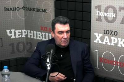 Виктор Медведчук - Джо Байден - Данилов заявил, что с 1994 года отправляет сигналы в США - from-ua.com - Киев - Вашингтон
