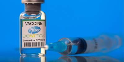 До двух недель. Европейский регулятор разрешил хранить вакцину от Pfizer в обычной морозильной камере - nv.ua