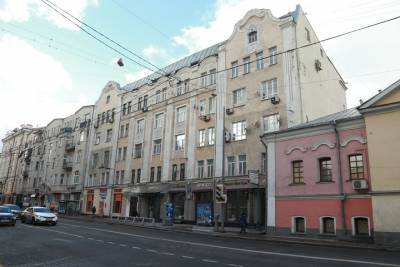 Помещение в доме 1917 года постройки выставлено на торги в столичном Басманном районе - vm.ru - Москва