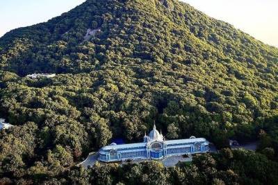 Евгений Моисеев - В курортном Железноводске заболеваемость коронавирусом снизилась впятеро - kavkaz.mk.ru - Минеральные Воды - Железноводск