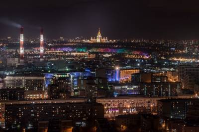 Петр Бирюков - Подсветка нескольких тысяч зданий была отключена во время «Часа Земли» в Москве - vm.ru - Москва - Столица