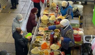 Владимир Зеленский - Как изменились тарифы, минималка, курс доллара и цены на продукты при Зеленском - vchaspik.ua - Киев - Зеленский - Мелитополь - Тернополь