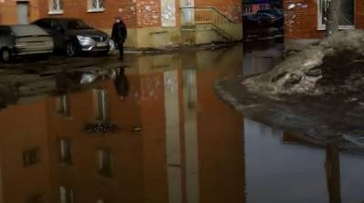 Глас народа | В Пензе двор на улице Луначарского превратился в водоем - penzainform.ru - Пенза