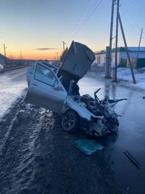 Валерий Горелых - Автобус с подростками попал в аварию в Свердловской области - znak.com - Москва - Свердловская обл.