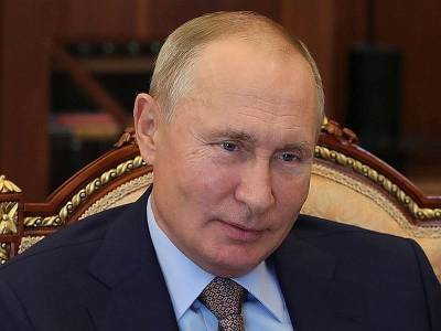 Владимир Путин - Путин усомнился, что граждане поверили бы ему, если бы он привился публично - sobesednik.ru