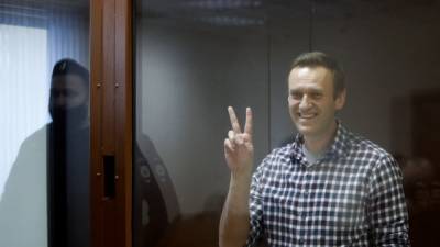 Алексей Навальный - Российские врачи потребовали безотлагательно помочь Навальному - svoboda.org