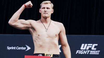 Александр Волков - Джон Джонс - Фрэнсис Нганн - Боец UFC Волков нацелился на чемпионский пояс Нганну - vesti.ru