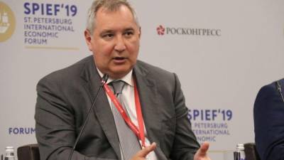 Дмитрий Рогозин - Рогозин поделился свежими снимками судна Ever Given в Суэцком канале - polit.info
