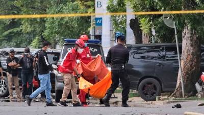 Власти Индонезии расследуют взрыв у католической церкви в Пальмовое воскресенье - golos-ameriki.ru - Индонезия