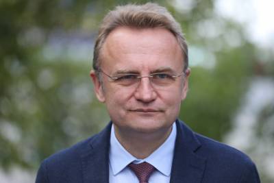 Андрей Садовый - Андрей Садовой - Сергей Стерненко - Я готов обеспечить площадку, – Садовый призвал к диалогу все стороны пикета на Банковой - 24tv.ua - Новости