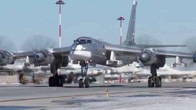 Тренировка дальней авиации к параду Победы попала на видео - iz.ru - Москва - Саратовская обл.