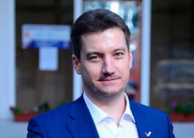 Сергей Неверов - Депутат Госдумы от «Единой России» устроил пьяный дебош в самолете - province.ru - Казань