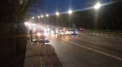 В Киеве полицейские во время погони сбили мотоциклиста - eadaily.com - Киев