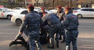 Никола Пашинян - Ишхан Сагателян - Оппозиционер сообщил о задержании родственников после митинга в Ереване - kavkaz-uzel.eu - Азербайджан - Ереван