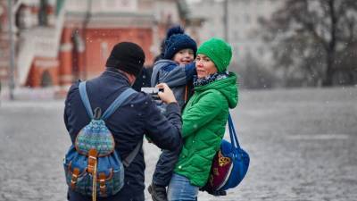 В Минтруде смягчили требования к имуществу при назначении детских пособий - m24.ru