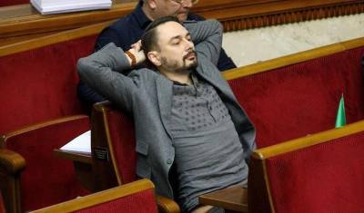 Дмитрий Гурин - «Слуга народа» предложил ограничить в правах отказавшихся вакцинироваться от COVID-19 украинцев - sharij.net