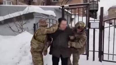 В Новосибирской области ФСБ задержала торговцев поддельными справками о COVID-19 - piter.tv - Ленинградская обл. - Новосибирск - Киргизия - Азербайджан - Новосибирская обл.